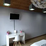 Casa Cruceiro De *